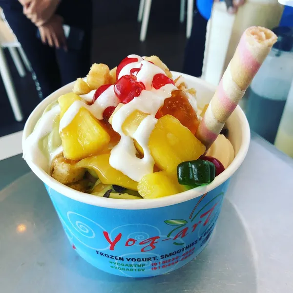 frozen yogurt Yog-art Frozen Yogurt, Specialty Drinks & Shakes