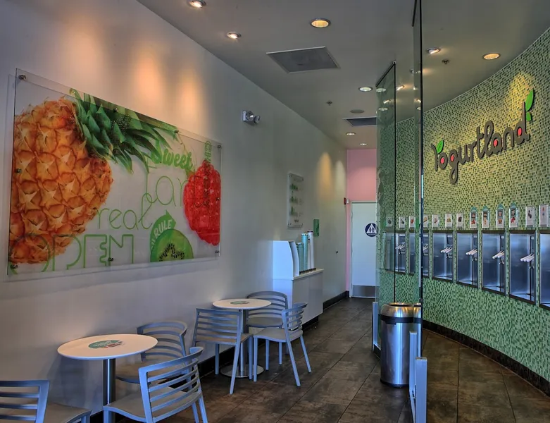 Yogurtland Los Angeles