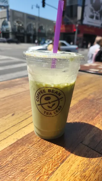 matcha The Coffee Bean & Tea Leaf