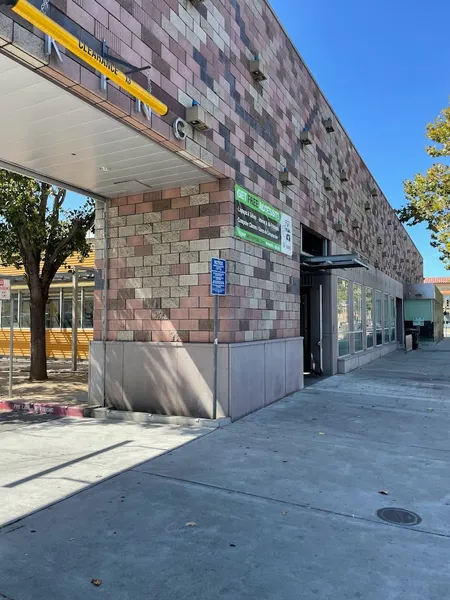 Libraries Biblioteca Latinoamericana Branch Library