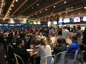 sports bars in Los Angeles