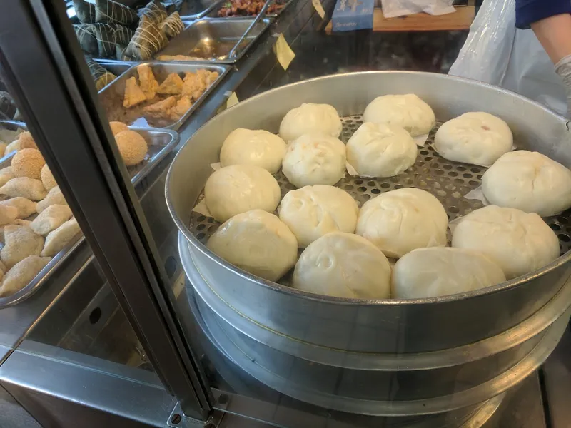 pork buns Wing Lee Bakery