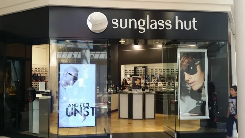 sunglasses stores Sunglass Hut