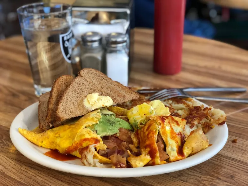 avocado toast Peanuts Deluxe Cafe