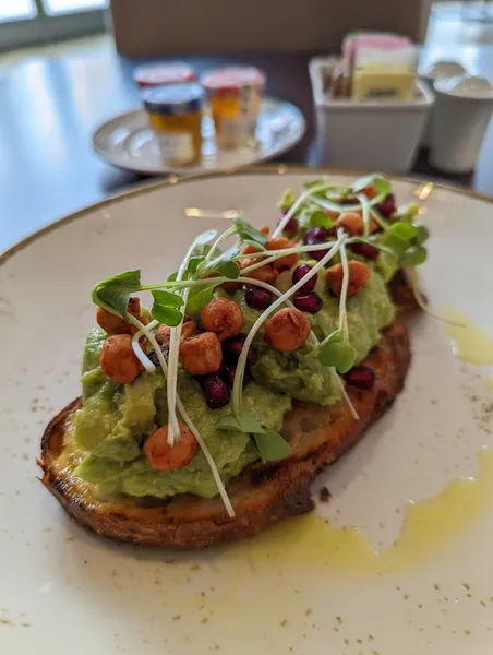 avocado toast Fountain Restaurant