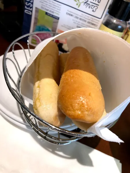 breadsticks Olive Garden Italian Restaurant