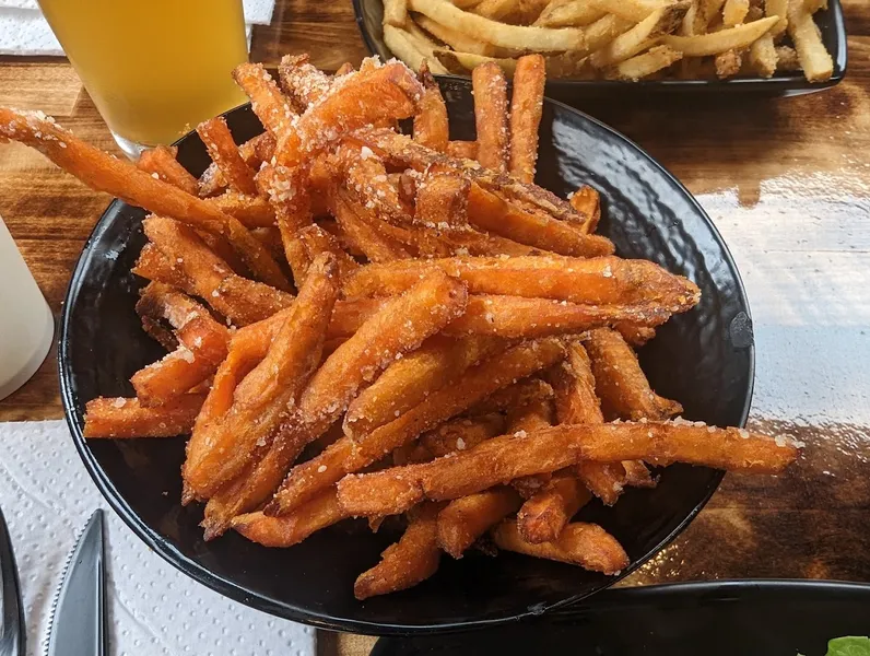 cajun Fries Crazee Burger