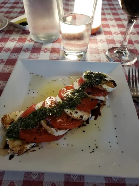 saltimbocca Mia Trattoria