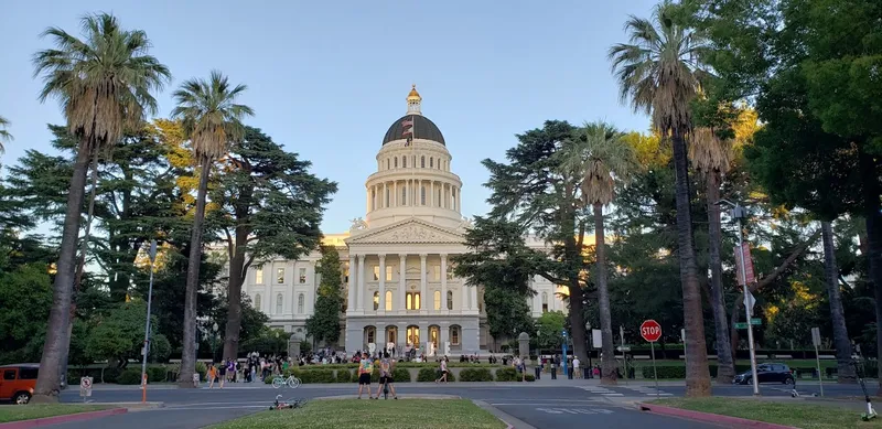 photo spots California State Capitol Park