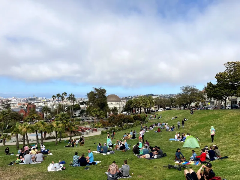 Things to do with kids Dolores Park