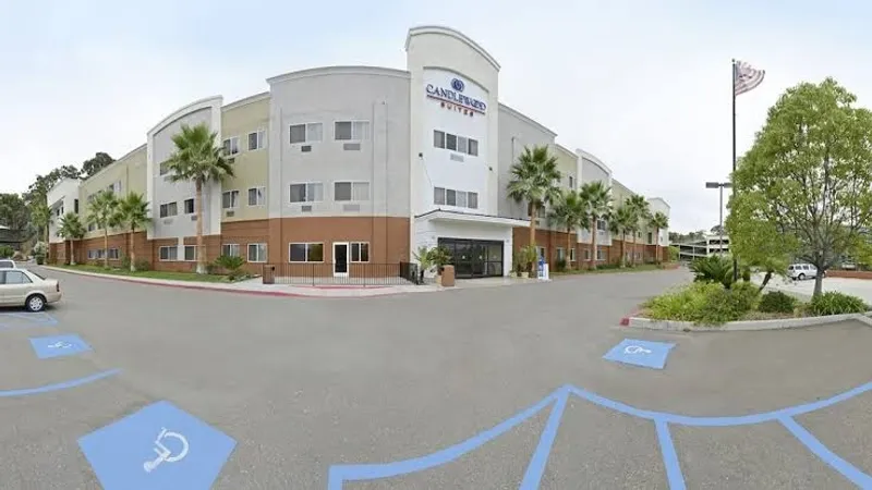 hotel with laundry facilities Candlewood Suites San Diego, an IHG Hotel