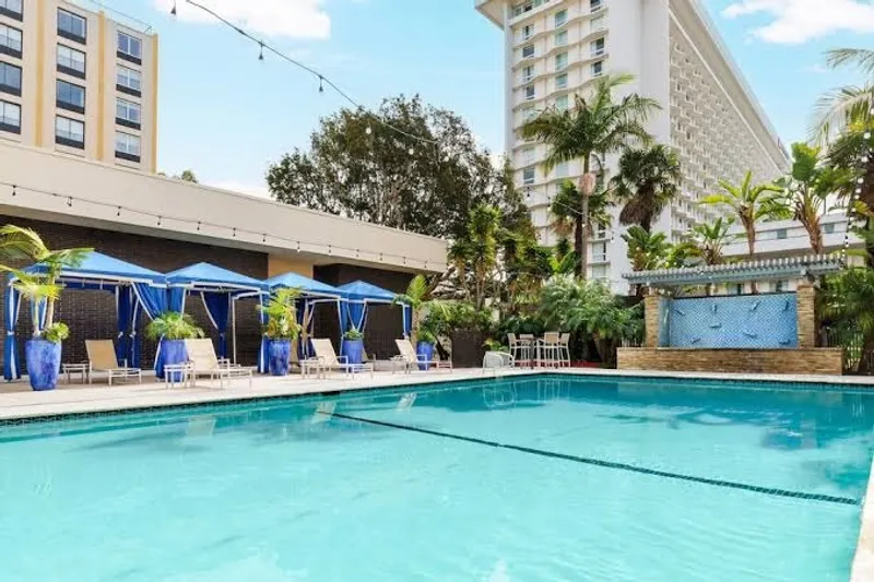 3 star hotels Four Points by Sheraton Los Angeles International Airport