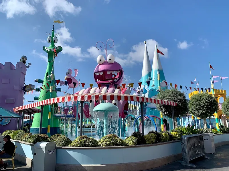 Amusement parks Super Silly Fun Land