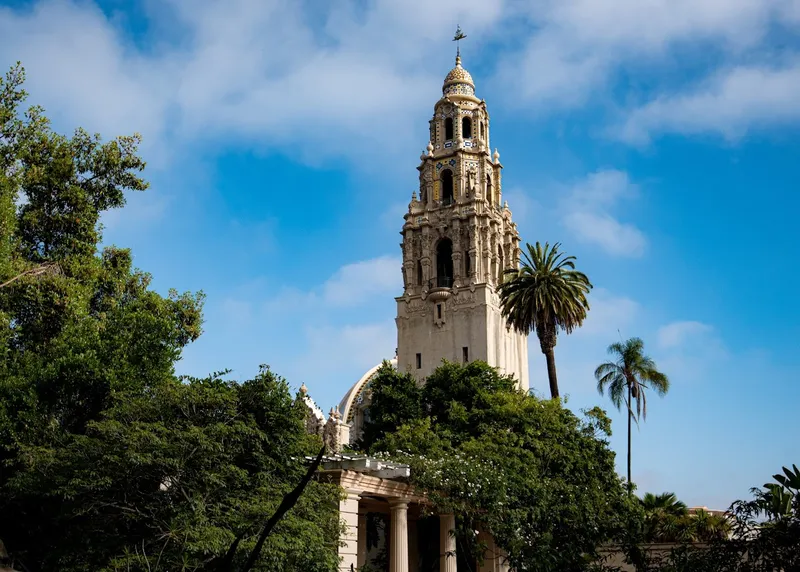 Historical sites California Tower