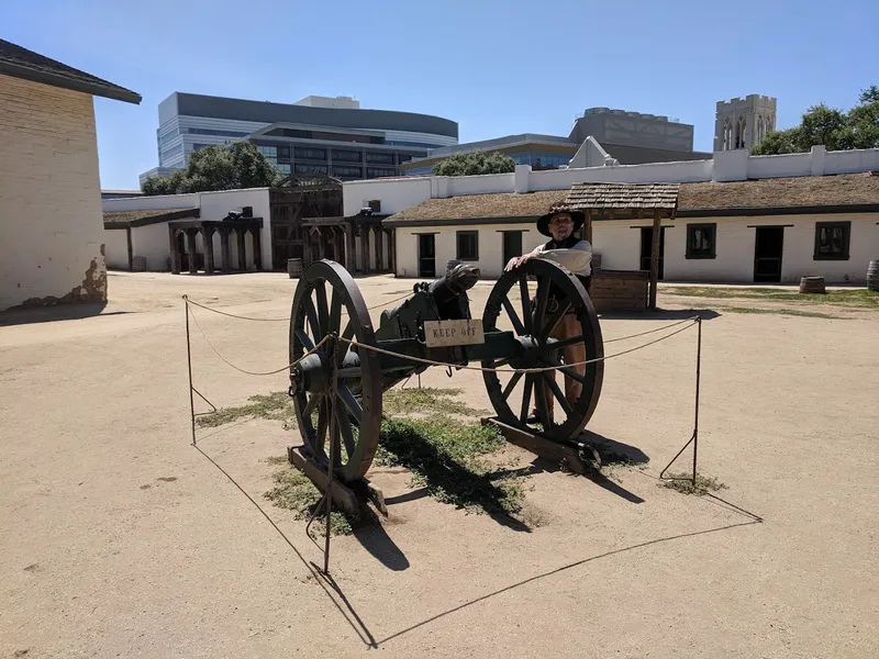 Historical sites Sutter's Fort State Historic Park