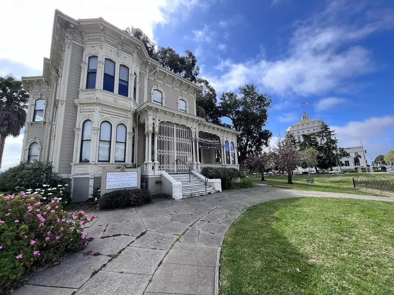 Historical sites Camron-Stanford House