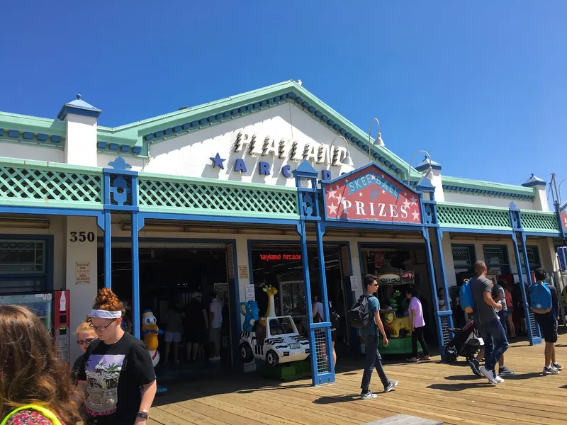 Arcades Playland Arcade