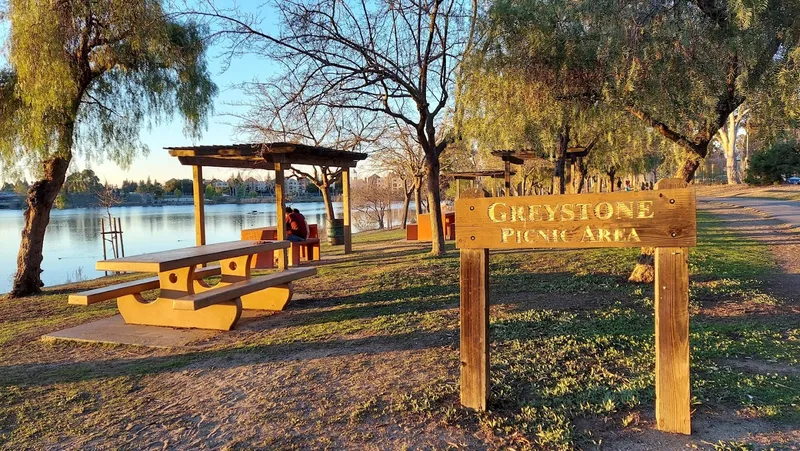 picnic spots Almaden Lake Park