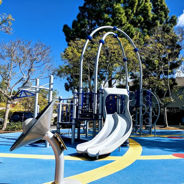 playgrounds Windwood Park