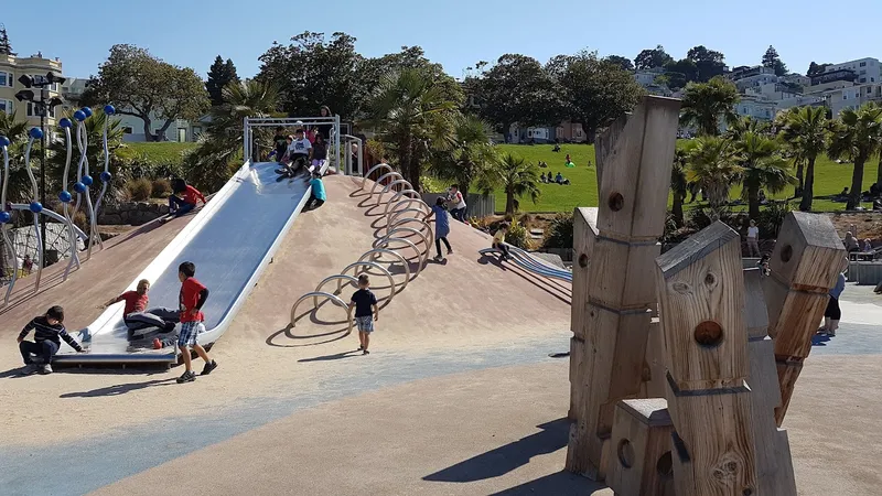 playgrounds Mission Dolores - Helen Diller Playground