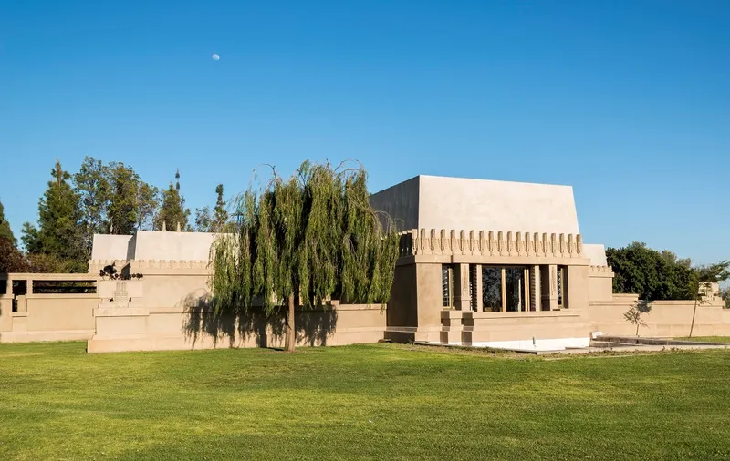 Hollyhock House