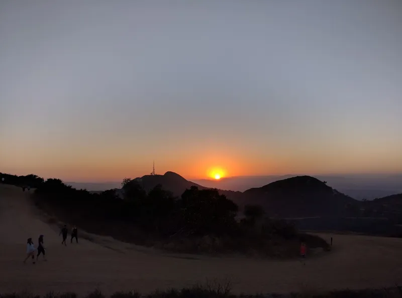 Places for sunsets Hollywood Peak