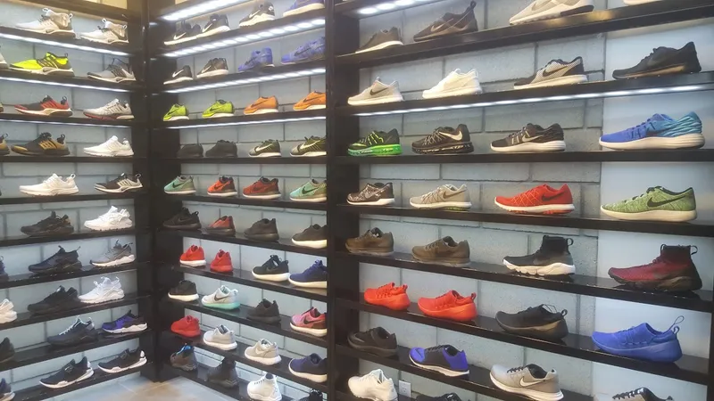 sneaker stores Shoe Palace