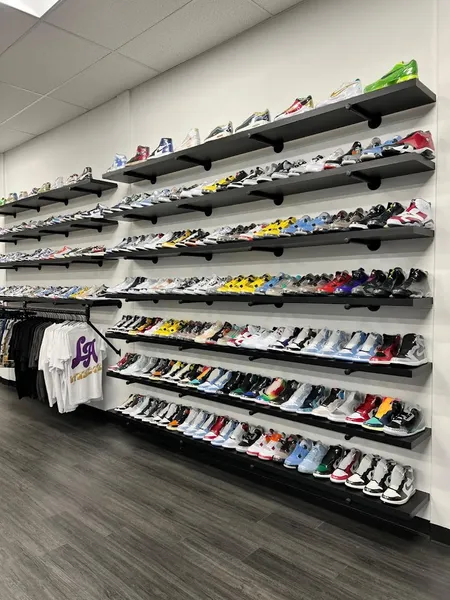 sneaker stores SYNDICATE LOS ANGELES