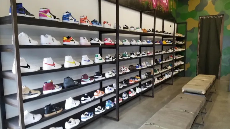 sneaker stores Undefeated Silver Lake