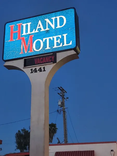 Hiland Motel