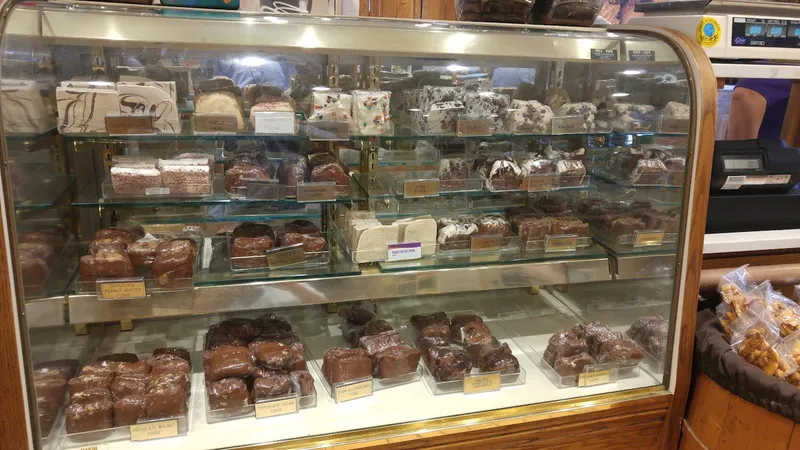 Rocky Mountain Chocolate Factory LB