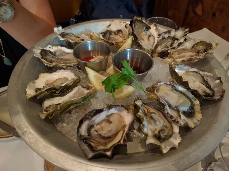 oysters Hyde Street Seafood House & Raw Bar