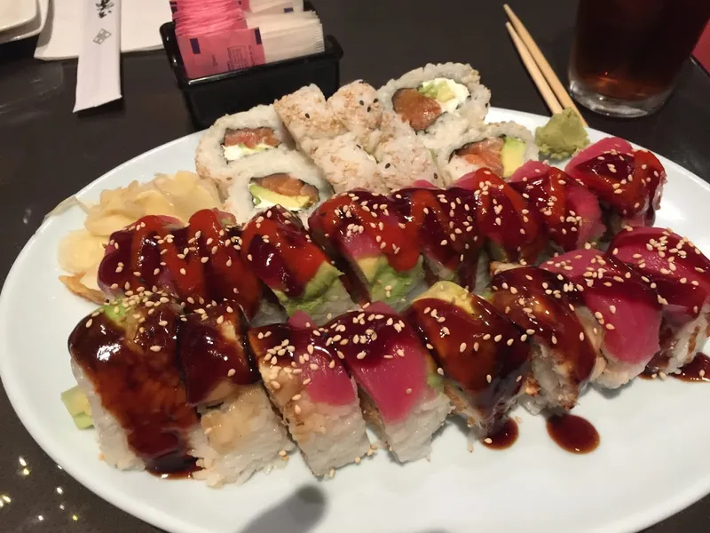 S 21 Sushi & Sake Bar