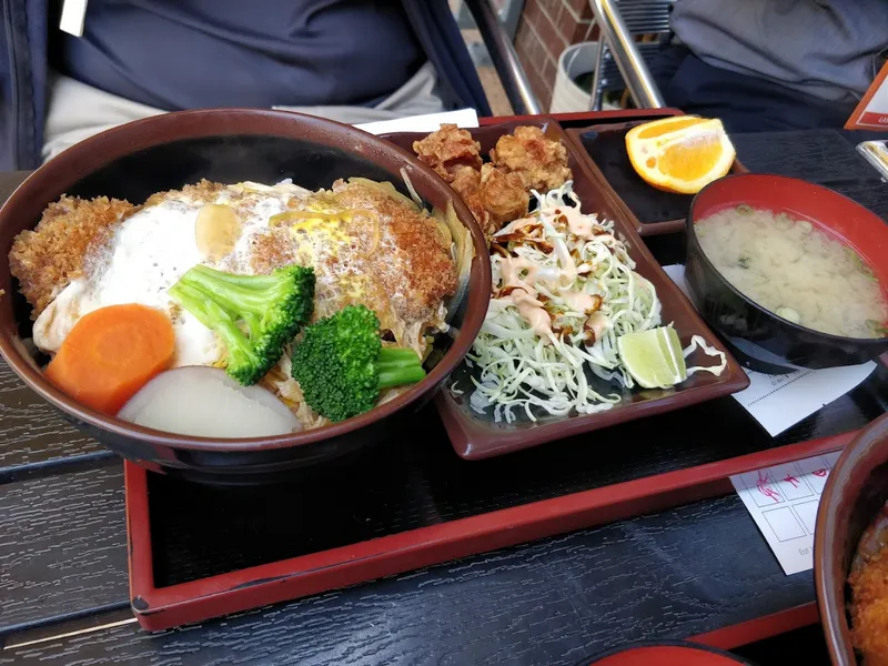 takoyaki Donburi Cafe