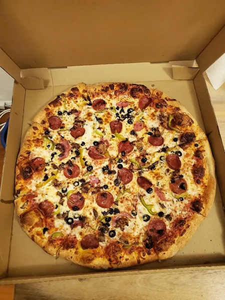 delivery restaurants Milans Pizza & Wings