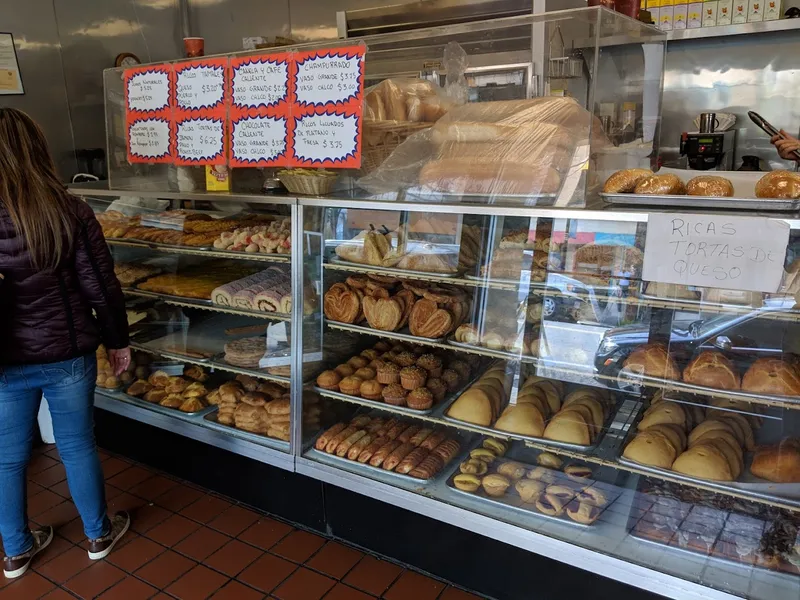 bread El Rico Pan Bakery