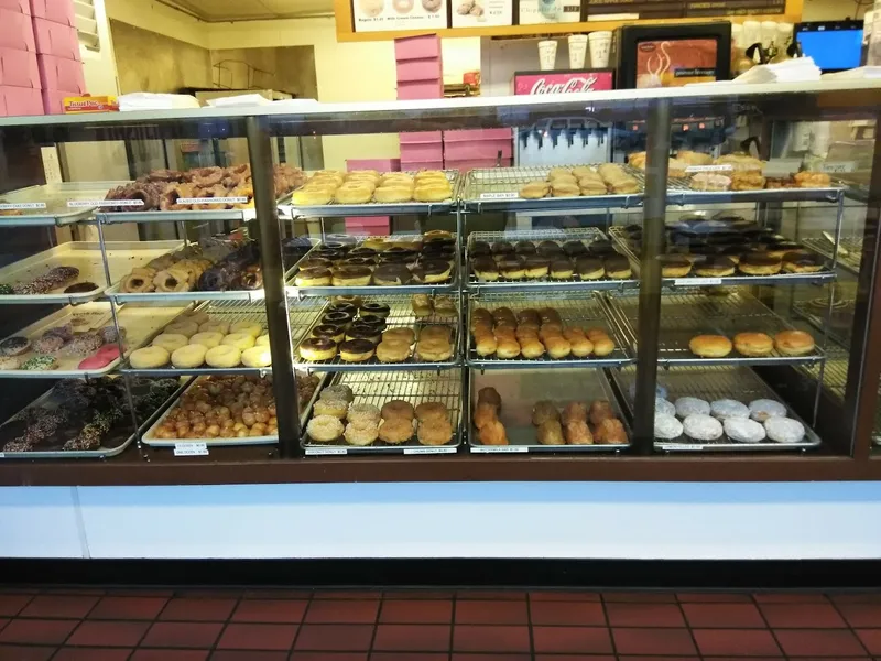 cinnamon rolls Fresno Donut House