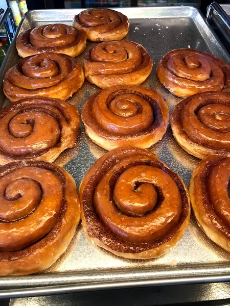 cinnamon rolls Golden Gate Donuts