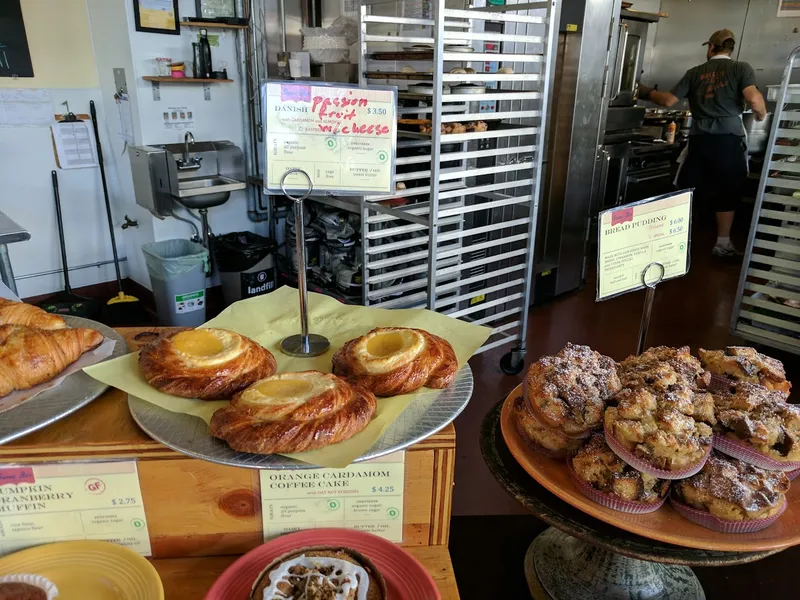 cinnamon rolls Sweet Bar Bakery