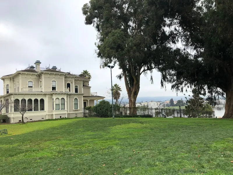 wedding venues Camron-Stanford House