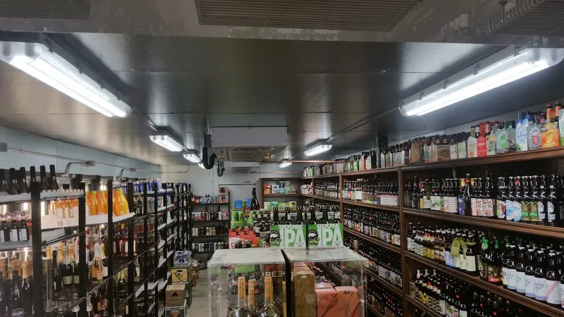 wine stores Liquor Land