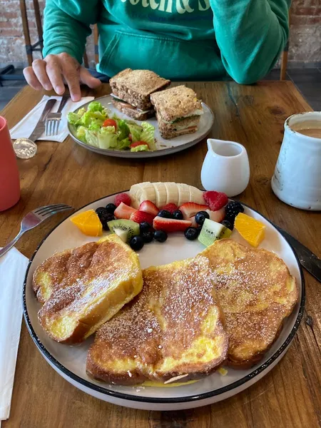 French Toast Morning Kitchen in Hollywood