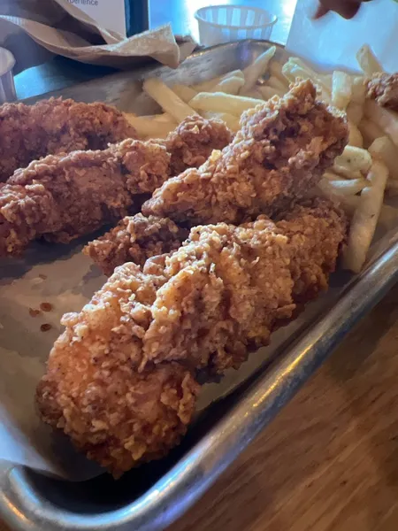 chicken tenders Chick & Burger - Hollywood