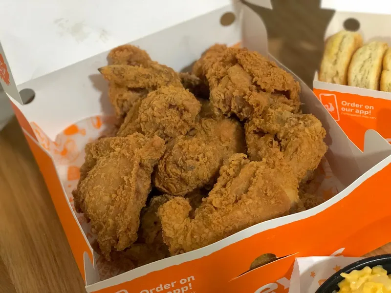 chicken tenders Popeyes Louisiana Kitchen