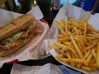 Top 32 chicken sandwiches in Fresno