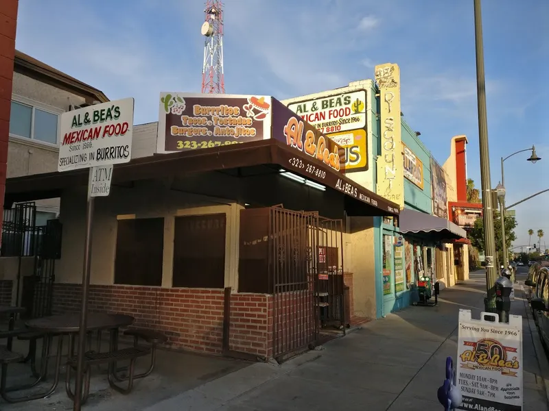 Tex Mex restaurants Pinches Tacos DTLA