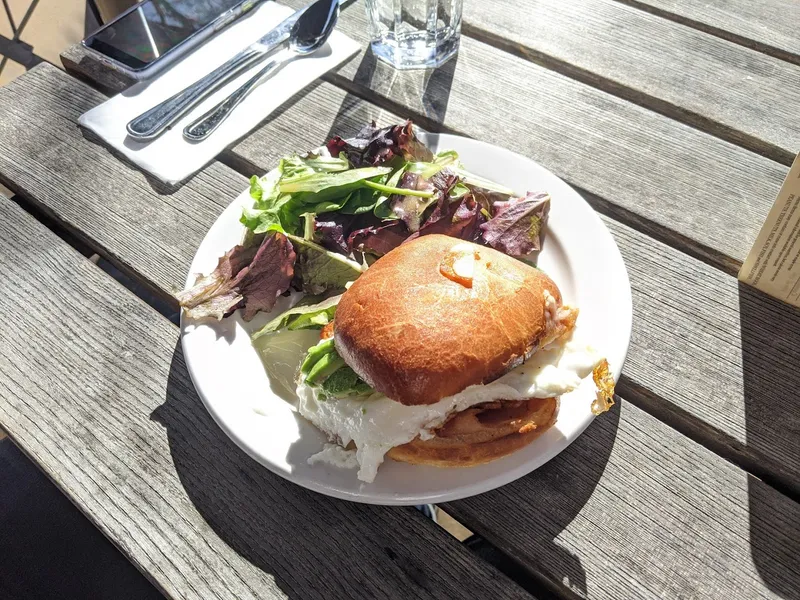 egg sandwich Le Pain Quotidien in Encino