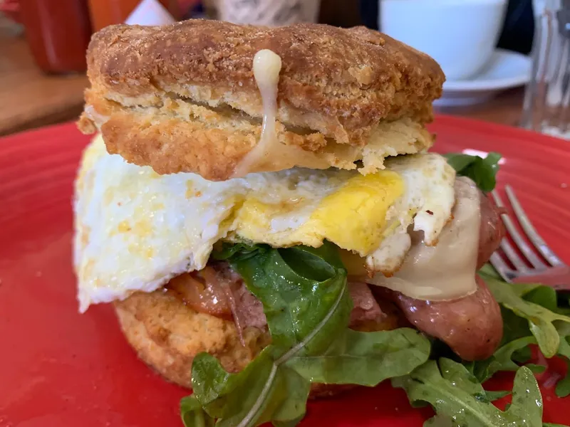 egg sandwich Mama's Royal Cafe