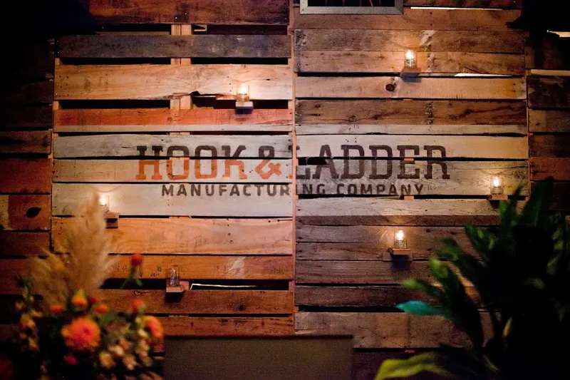 Hook and Ladder Manufacturing Company