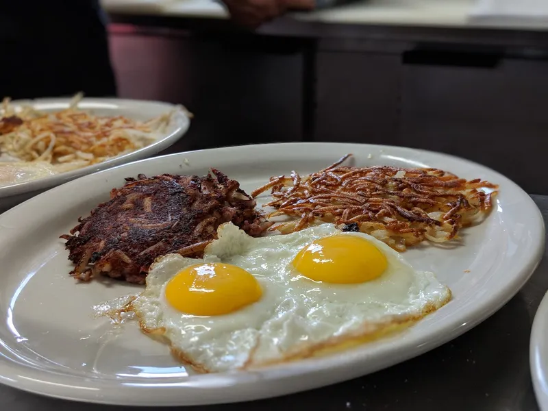 fried eggs Rock'n Egg Cafe